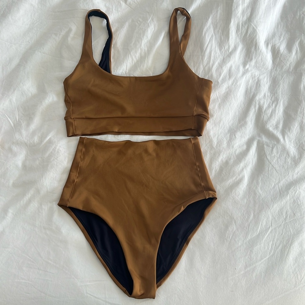 Left on Friday Bikini Swimsuit Set M
